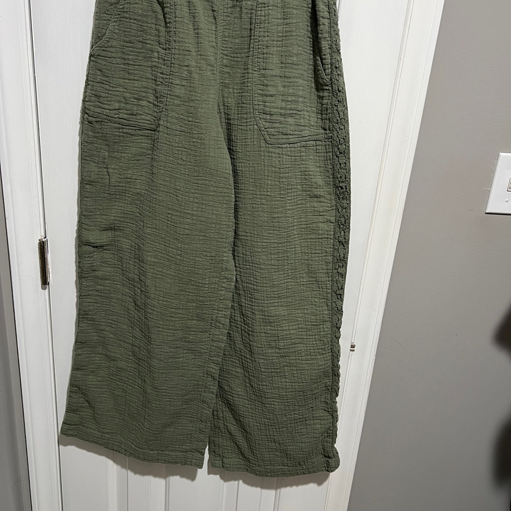 aerie Olive Green Ribbed Knit Top